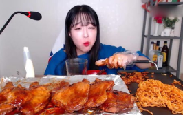 韩国小姐姐鸡腿和泡面,鸡腿泡面大挑战