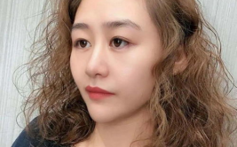 网红蝙蝠发型,引领潮流的时尚新宠