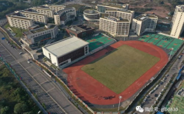 泸州城西小姐姐,邂逅泸州风情，探寻古城魅力