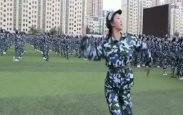 舞蹈小姐姐军训,小姐姐们的热血蜕变之旅